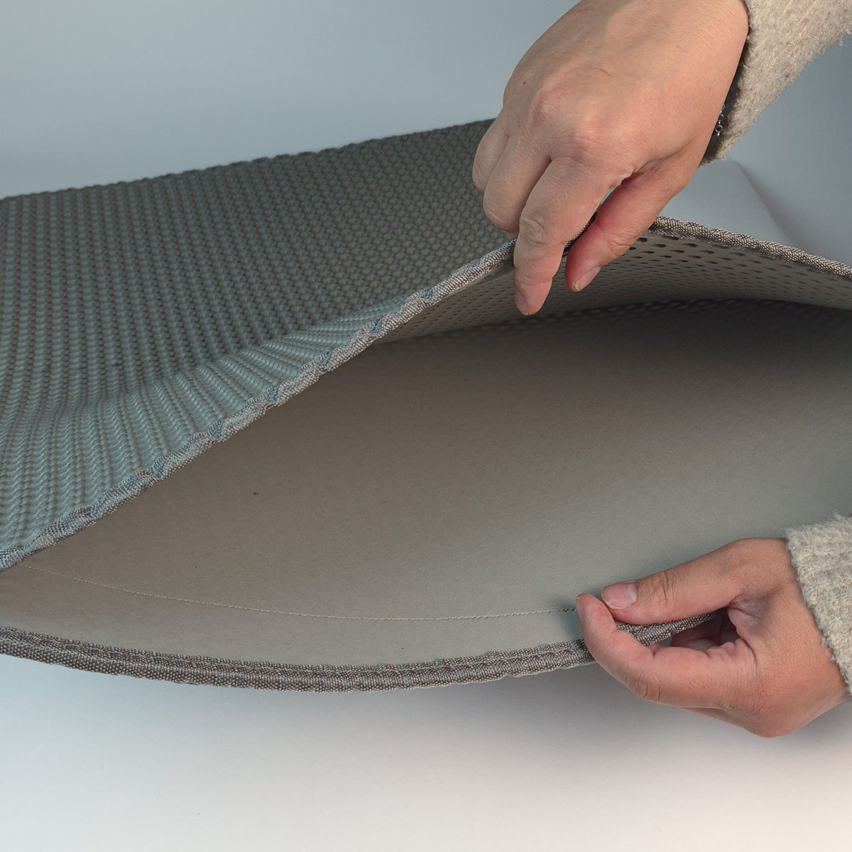 Kattegrus-måtte med honeycomb-design — dobbeltlag EVA